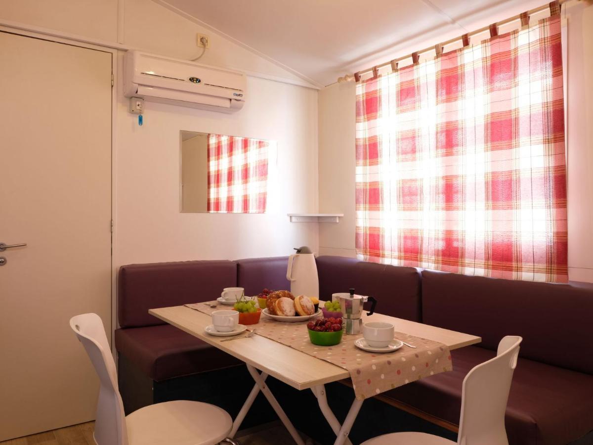 Holiday Home Camping Thurium By Interhome Marina di Schiavonea Ngoại thất bức ảnh