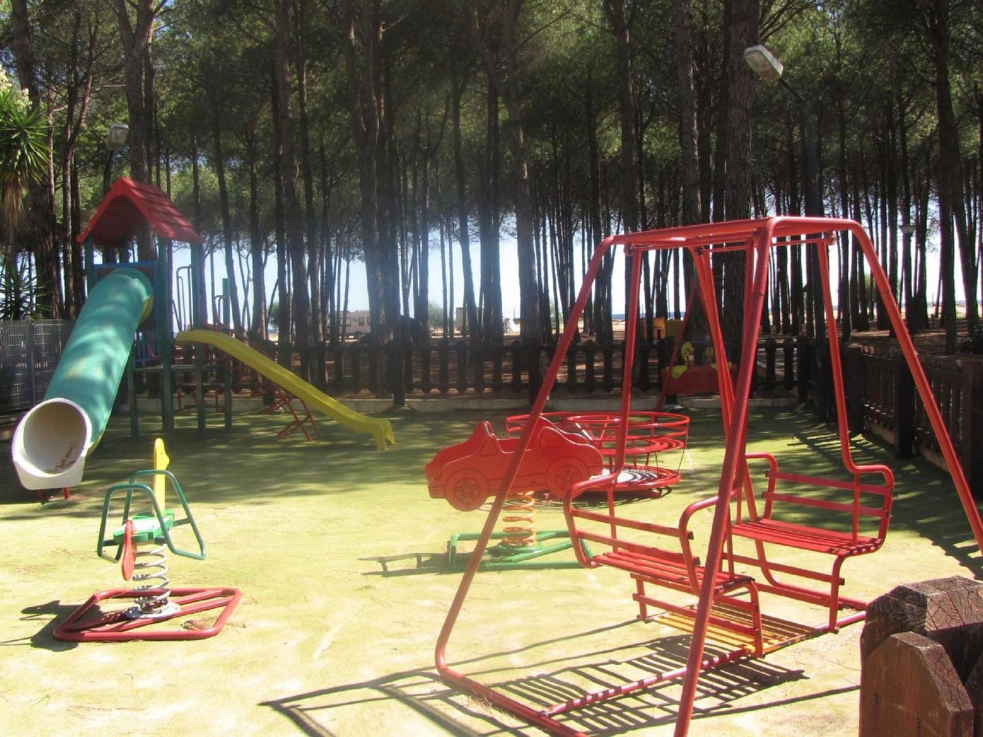 Holiday Home Camping Thurium By Interhome Marina di Schiavonea Ngoại thất bức ảnh